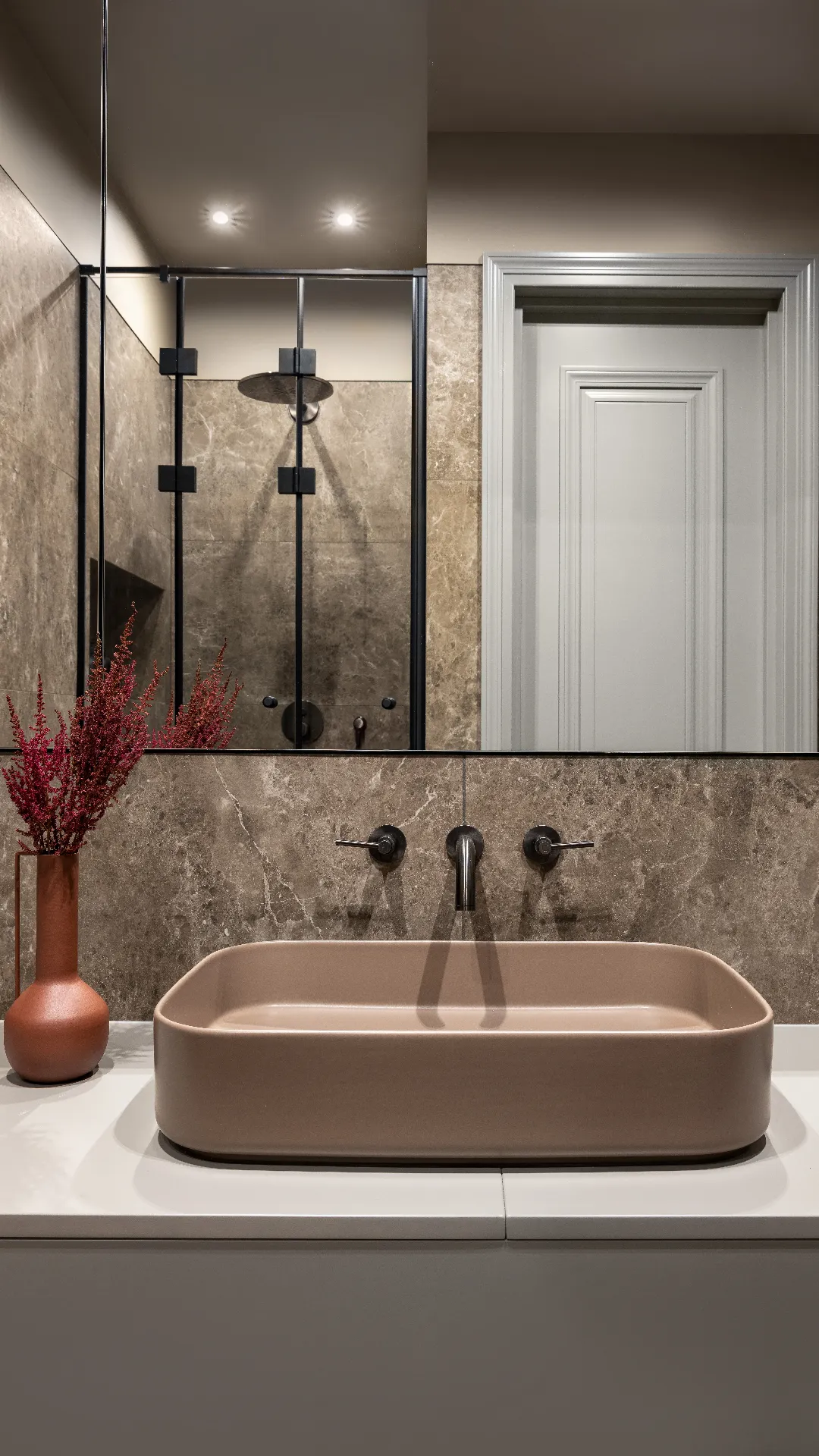 Испания в сердце Москвы: средиземноморский рай в городской квартире